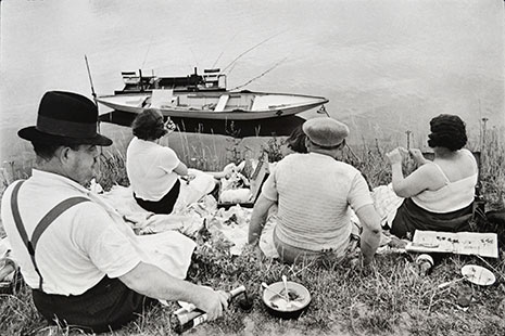 Photography Dealers